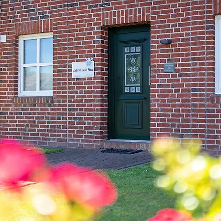 Holiday home Doppelhaus Luett Wisch Hus Greetsiel